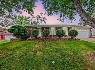 8 Foxboro Ct, Saint Peters, MO