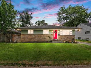 1513 Selkirk Rd, Columbus, OH 43227