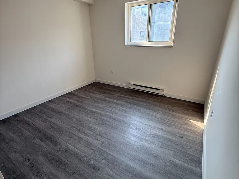 555 Oxford St #205 — Photo 6