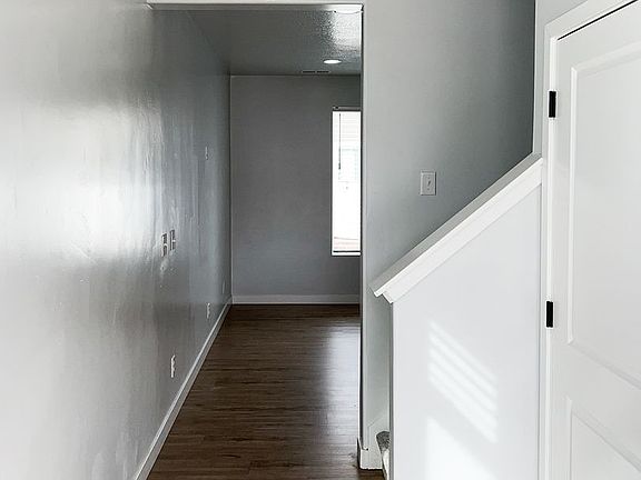 3rd image of 5064 W Bilston Ln