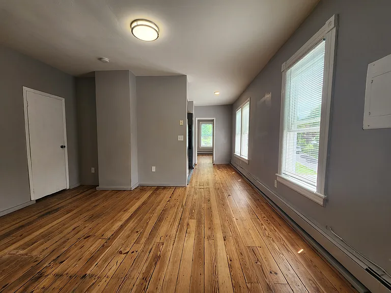 15 Lake Ave #B — Photo 9