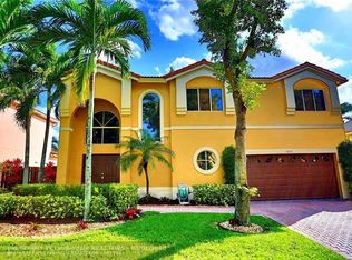 11270 Rockinghorse Rd, Cooper City, FL 33026