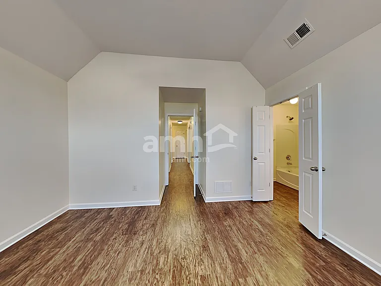 5939 Snowden Run — Photo 9