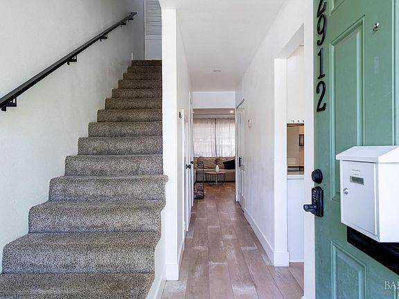 4th image of 2912 Yulupa Avenue