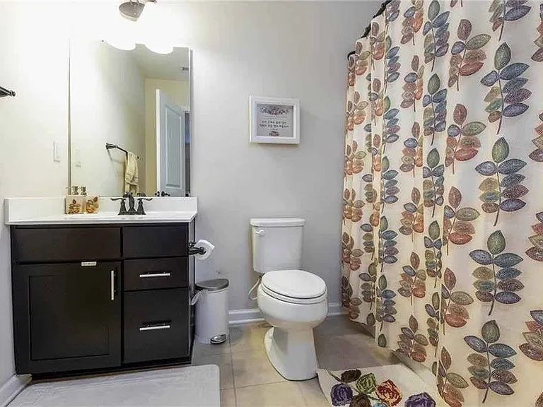 1351 Yellow Springs Dr — Photo 14