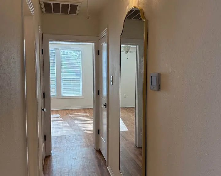 4214 McNutt St — Photo 10