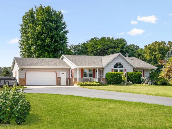 1347 Shalom DRIVE, Kewaskum, WI 53040