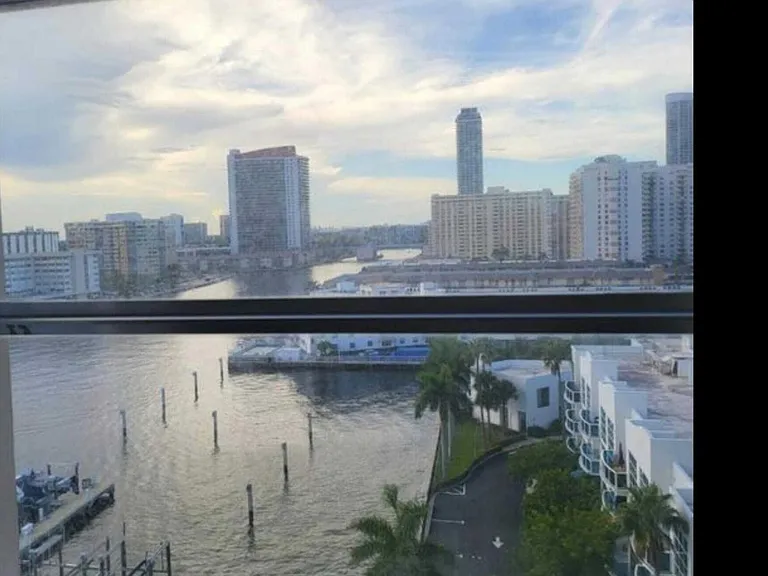 1965 S Ocean Dr #9Q — Photo 7