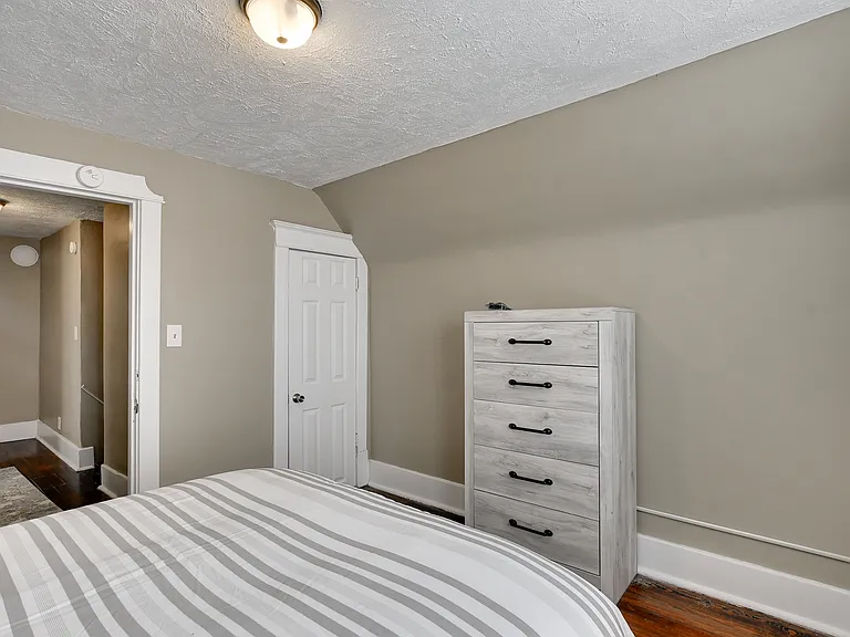 4663 Marcy St — Photo 35