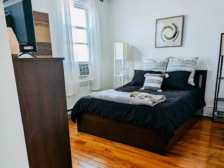 847 N 25th St #2 & 3 — Photo 9