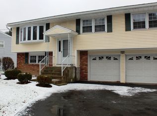 200 Valley Rd, Schenectady, NY 12309