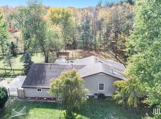 6075 Ashley Ln, Middleville, MI 49333