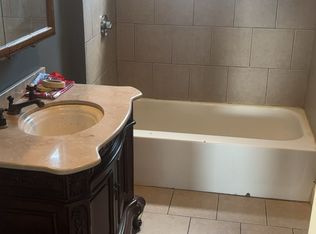 114 Adams St, New Bedford, MA 02746