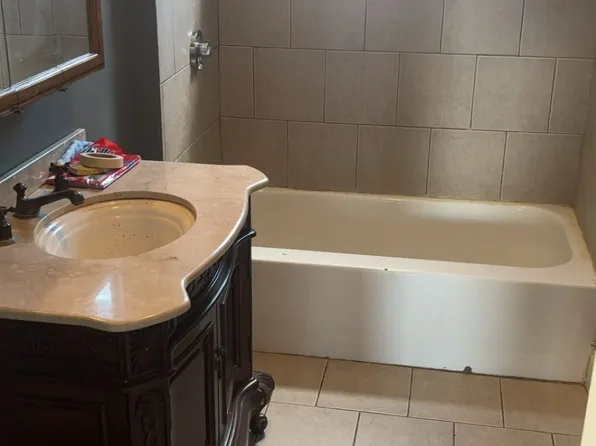 114 Adams St, New Bedford, MA 02746