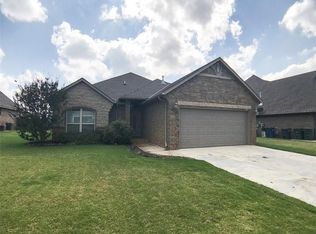 1424 Glenolde Pl, Edmond, OK 73003