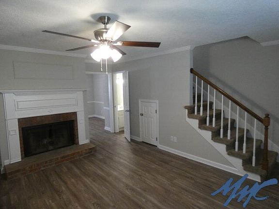 3rd image of 2568 Oak Hill Dr