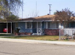 759 8th St, Orange Cove, CA 93646