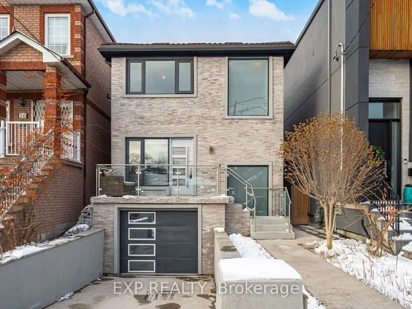 24 Chudleigh Rd, Toronto, ON M6E 1Y9