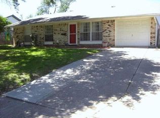 325 Starling Dr, Mesquite, TX 75149