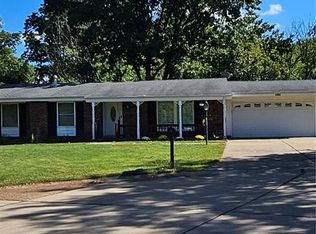 1000 Mackinac Dr, Saint Louis, MO 63146