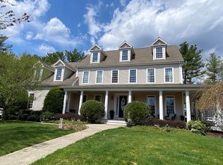 8 Addison Ave, Franklin, MA 02038