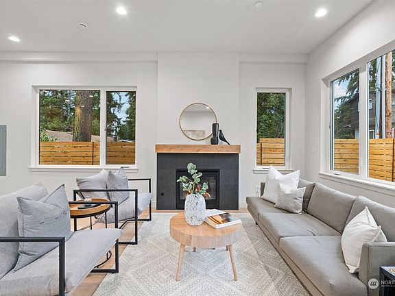 3rd image of 7508 124th Avenue NE