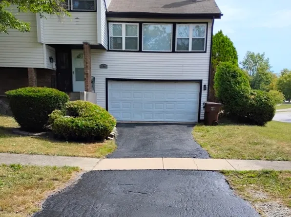 17909 Chartres Ct, Hazel Crest, IL 60429