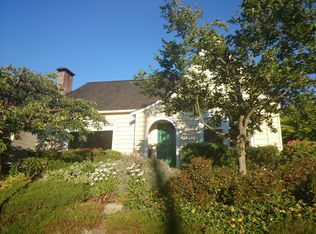 1817 28th Ave W, Seattle, WA 98199