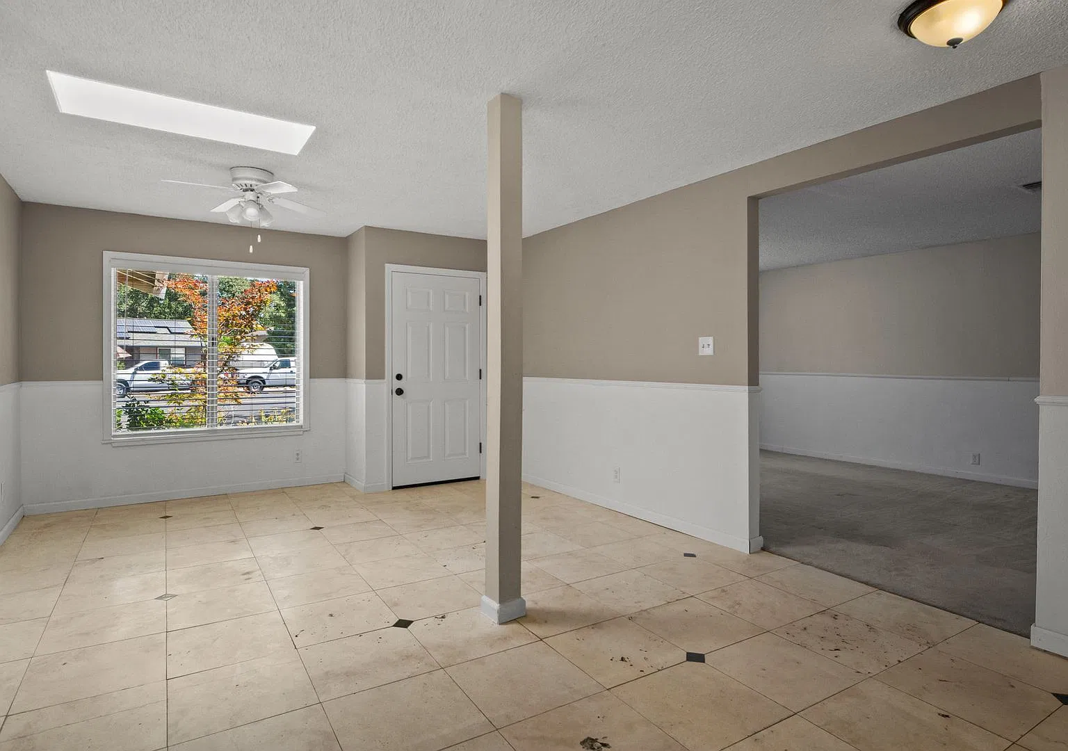 Spacious 4-Bedroom North Vacaville Home with Large Backyard — Photo 4