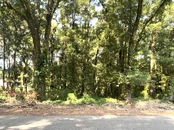 42 Riverside Dr #A, Dothan, AL 36303