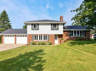 1708 N Colony Ave, Union Grove, WI 53182