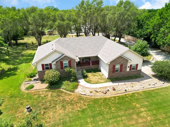 3565 S 143rd St E, Derby, KS 67037