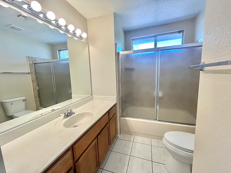 2929 Domino Way — Photo 36