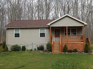 30 Shaffer School Rd, Ohiopyle, PA 15470
