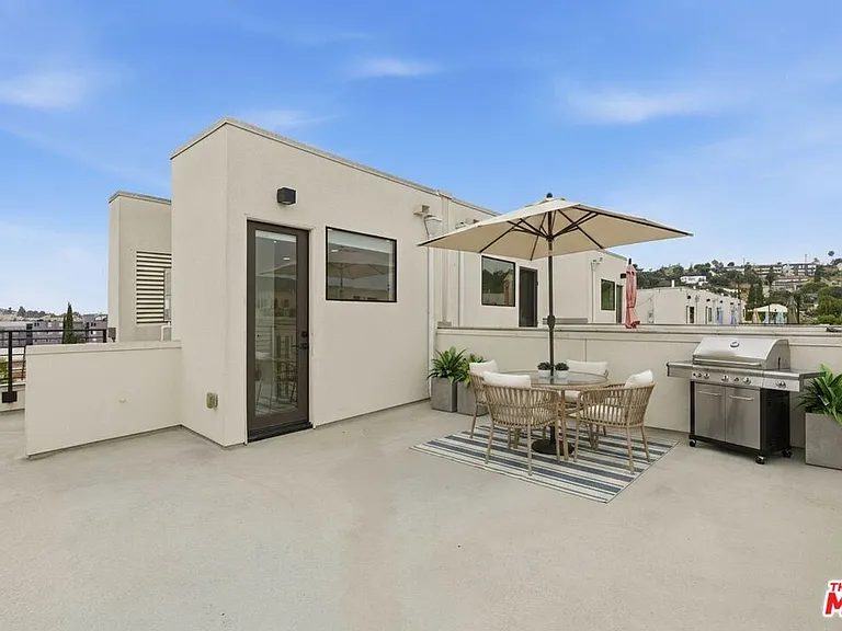 1605 N Arla Way — Photo 28