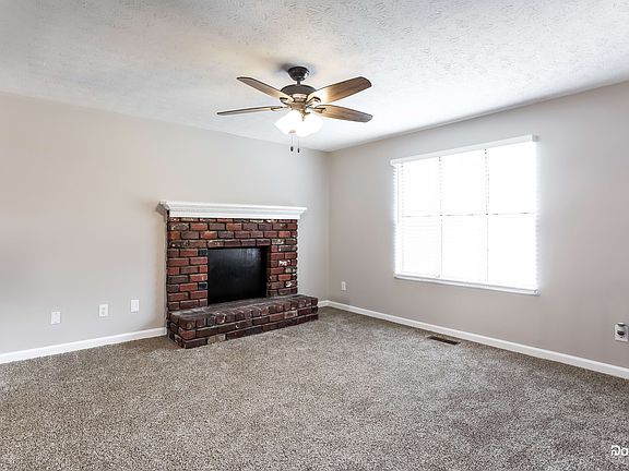 5th image of 3685 N Melissa Ln