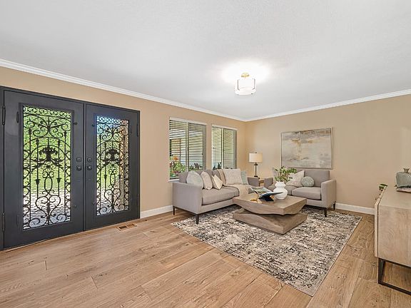4th image of 8990 Fargo Ln