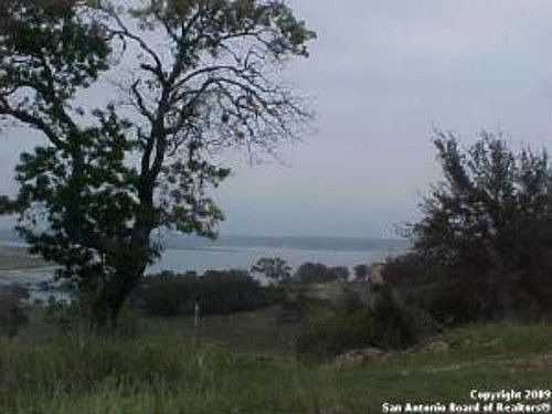 3rd image of 1095 Kings Cove Dr
