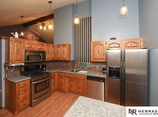 3220 S 5th St, Omaha, NE 68108
