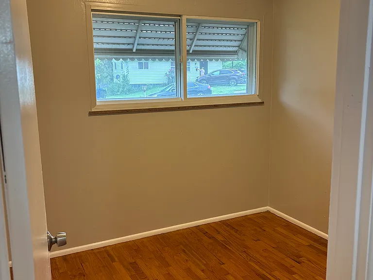4128 Shirley Dr — Photo 4
