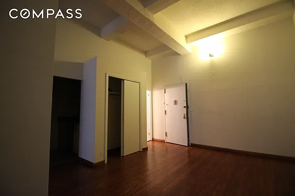 Rented by Compass | media 35