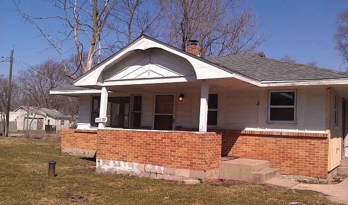 1st image of 1303 Bond Ave