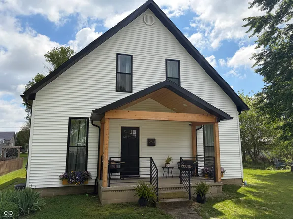 230 N Lynn St, Osgood, IN 47037