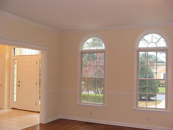 Foyer & Formal Living Room