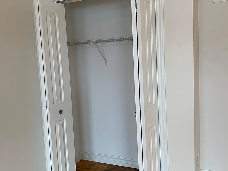319 E Grand River Ave #1 — Photo 8