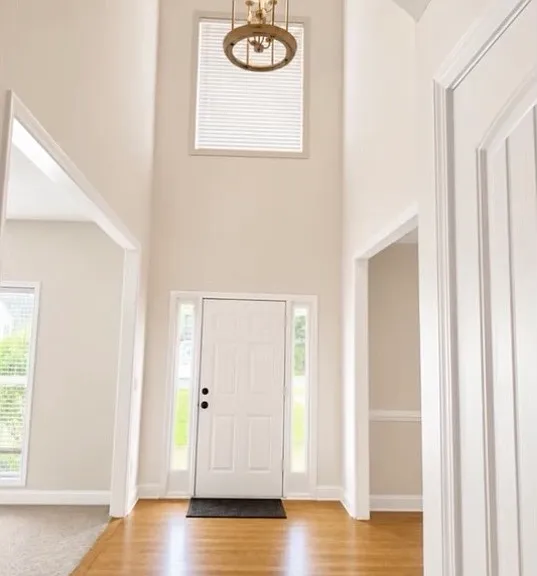 1361 Yorkshire Dr — Photo 10