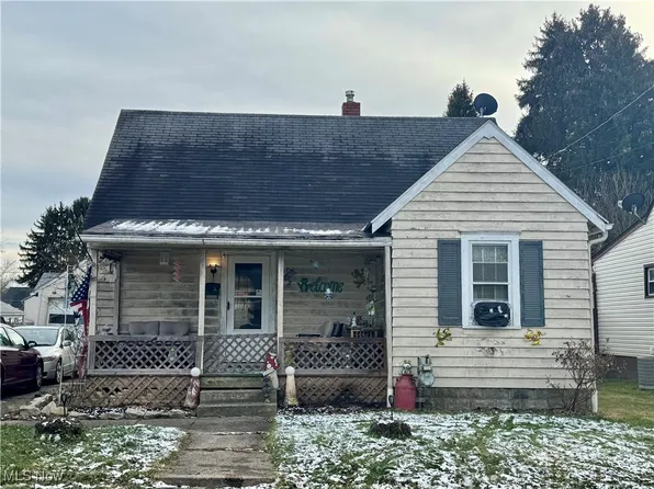 1140 Lindbergh Ave, Zanesville, OH 43701