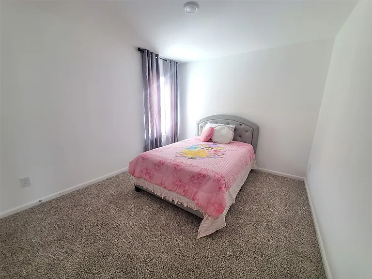 11218 Beverley Park St — Photo 23