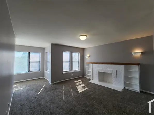 7700 S Saginaw Ave, Chicago, IL 60649