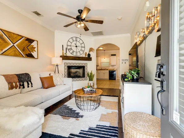 1122 Woodbury Falls Ct, Nashville, TN 37221